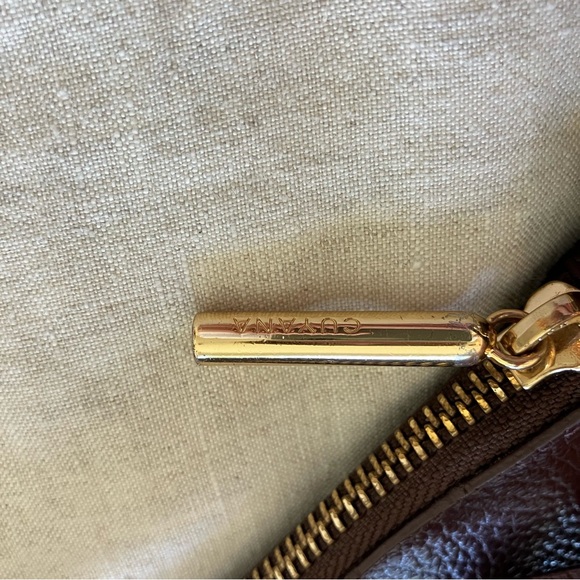 Cuyana Crossbody Bag - Picture 4 of 4